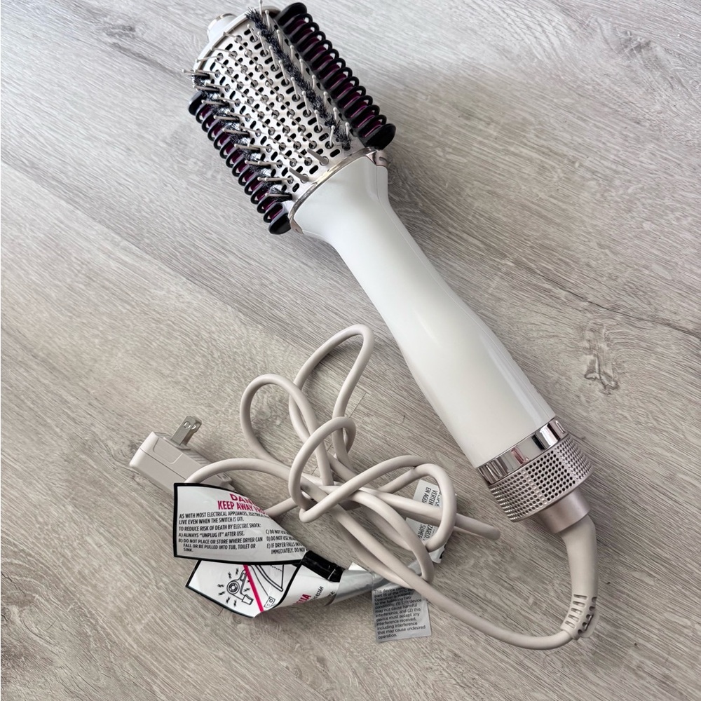 Shark SmoothStyle Hair Dryer Brush